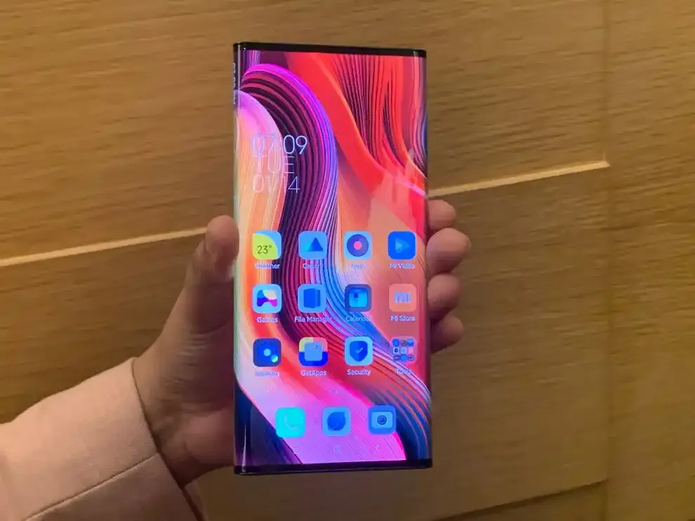 Các loại Điện thoại nổi bật với thiết kế "Không viền" (Cuối 2024 - Đầu 2025) theo phân khúc