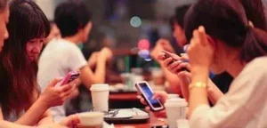 Điện thoại dễ sử dụng hiện nay